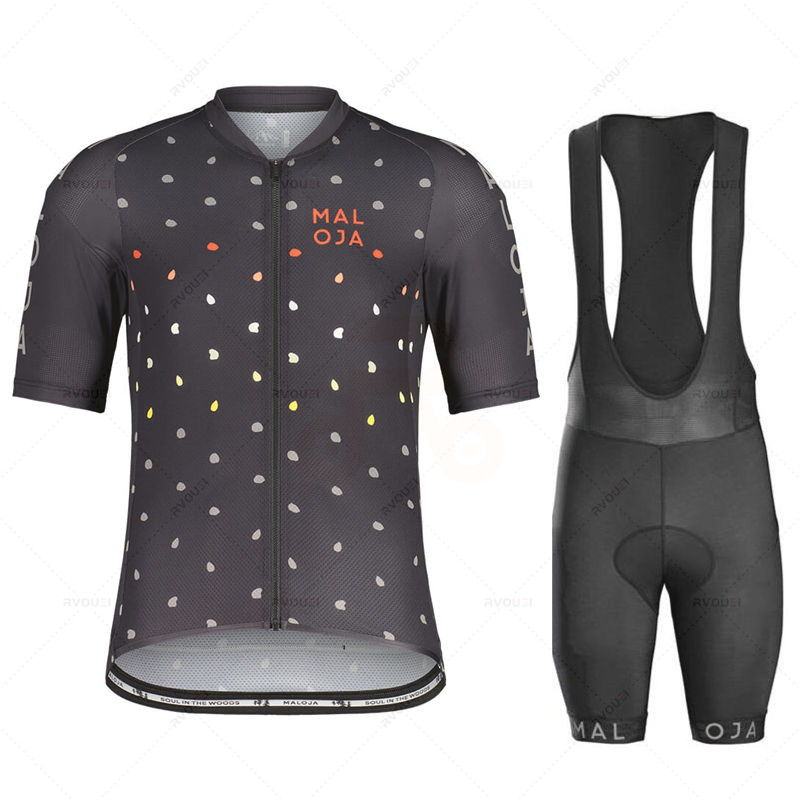 مجموعة ملابس ركوب الدراجات بأك - مراجعة Junior Cycling Gear وسعره