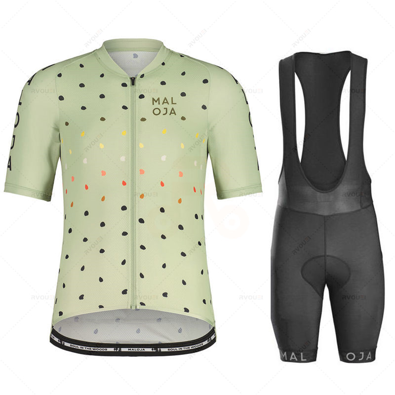 مجموعة ملابس ركوب الدراجات بأك - مراجعة Junior Cycling Gear وسعره